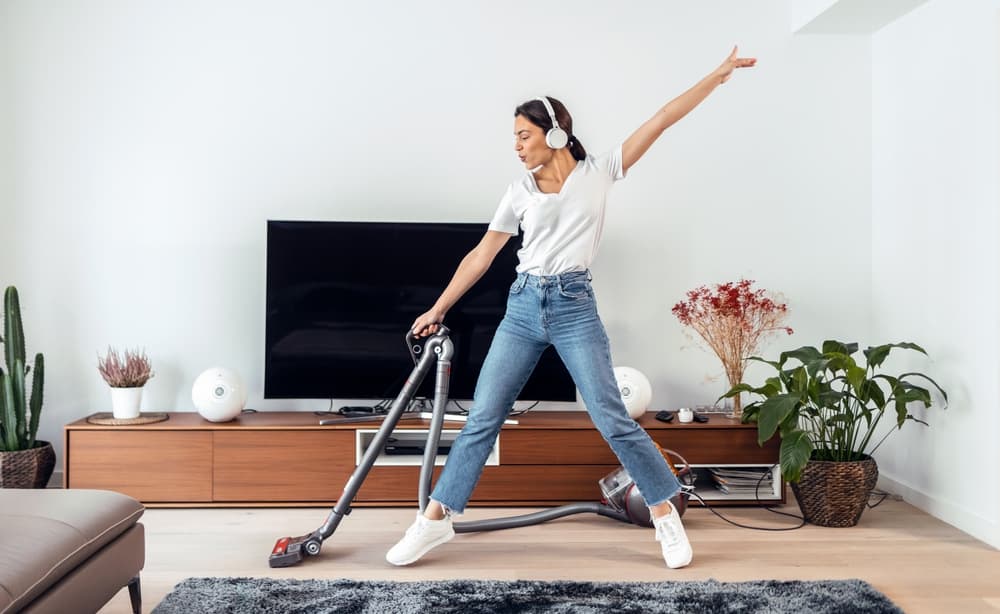 Can cleaning be a form of exercise