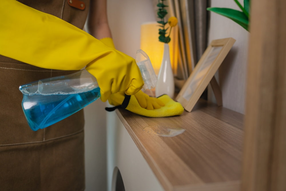 Who provides dependable apartment cleaning in Oakland