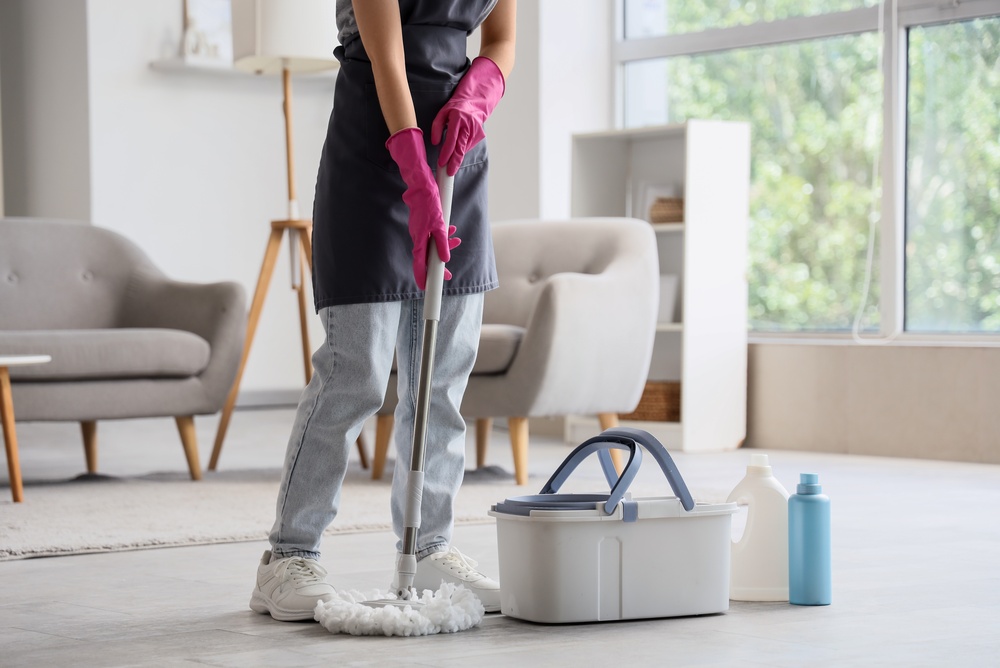 Where can I book dependable cleaning services near me in Oakland, CA